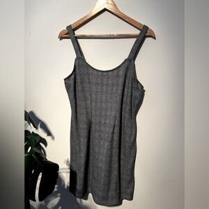 Guilty | Houndstooth Pinafore mini dress in Large